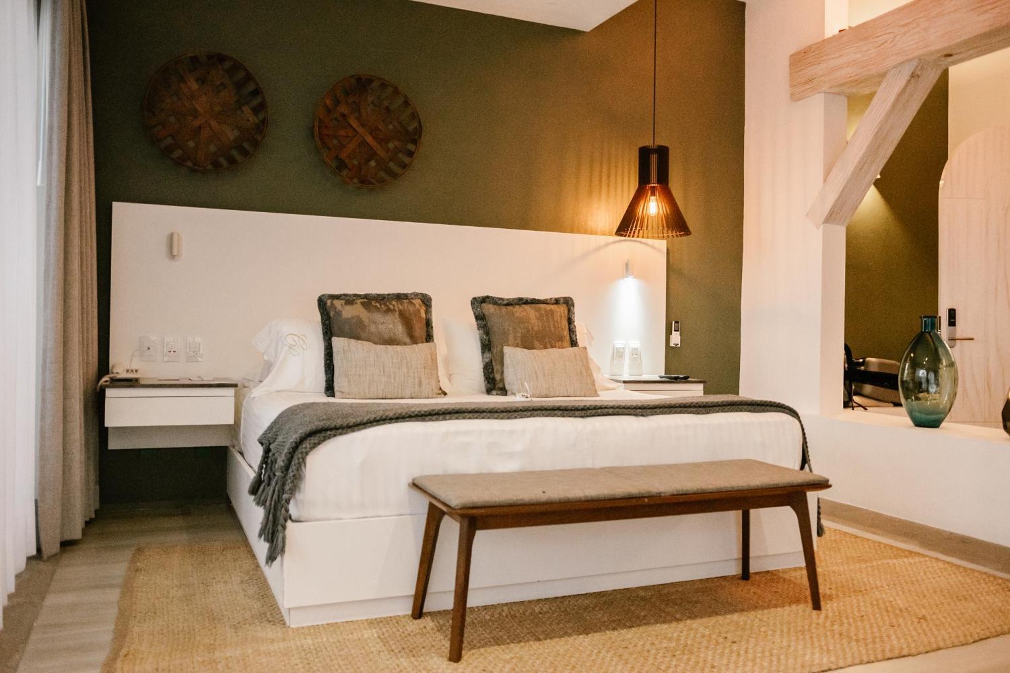 De Cantera Y Plata Hotel Boutique 태스코 데 알라르콘 객실 사진